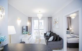 Hamptons Apartment